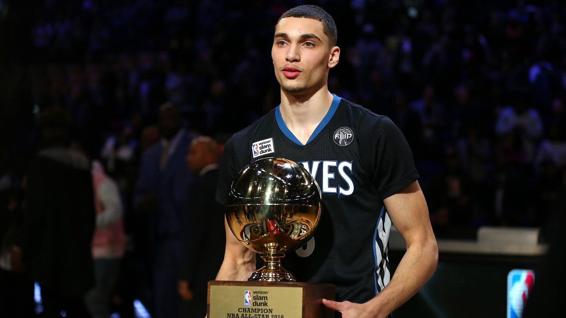 “埃尔斯·霍斯特成为南非橄榄球队的防守标杆”